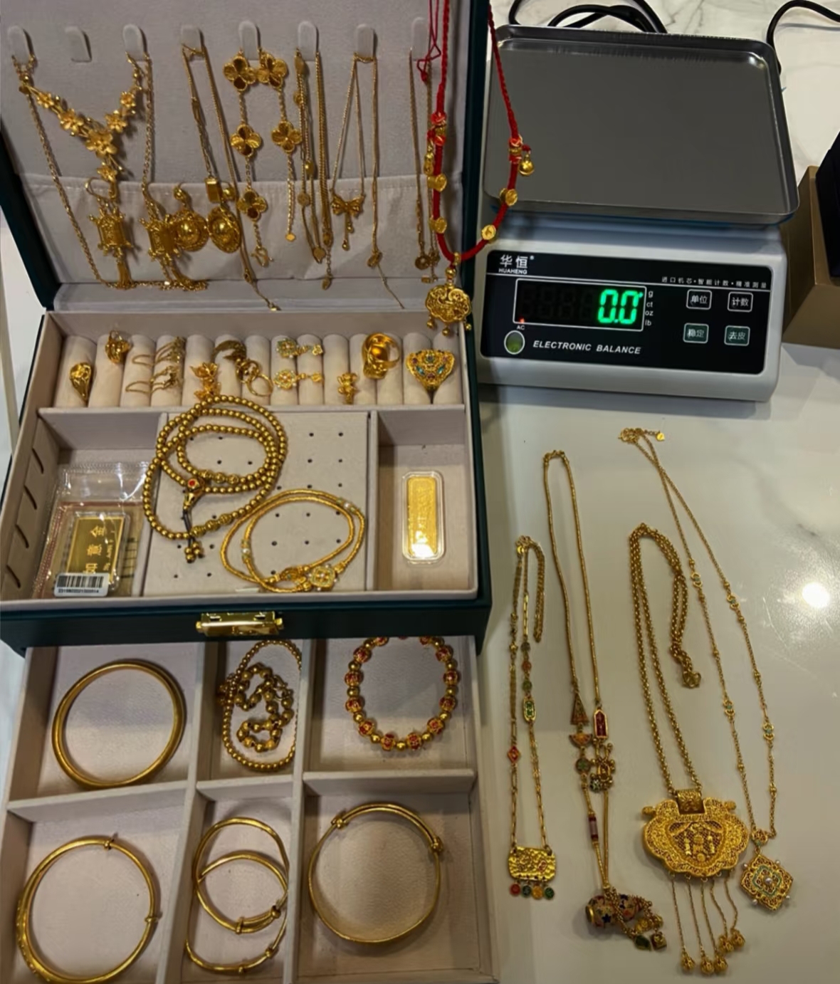 贵金属专家分析_贵金属价格暴跌_黄金白银铂金行情分析