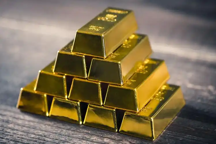 去美元化趋势强化，黄金结构性支撑与短期波动解析