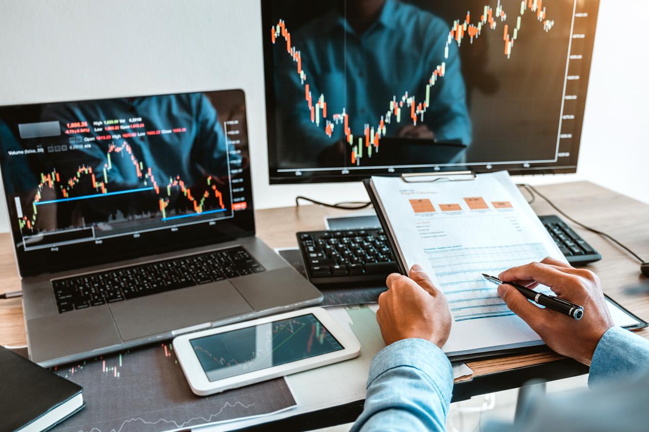 从风险预算到执行落地：Wmax Broker 贵金属交易功能中的配置逻辑